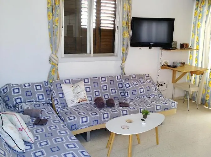 Larnaca, 1 Bedroom Seaside Apartment