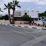 Larnaca, 1 Bedroom Seaside Perivolia