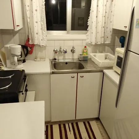 شقة Larnaca, 1 Bedroom Seaside بريفوليا