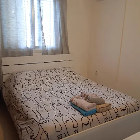 Larnaca, 1 Bedroom Seaside *