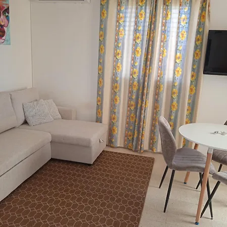 Appartamento Larnaca, 1 Bedroom Seaside
