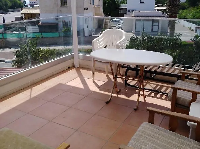 Larnaca, 1 Bedroom Seaside * Perivolia