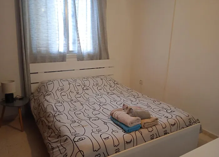 Larnaca, 1 Bedroom Seaside *