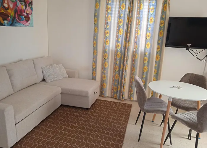 Appartamento Larnaca, 1 Bedroom Seaside